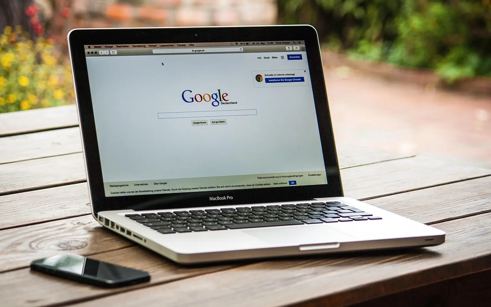 Macbook, laptop and google