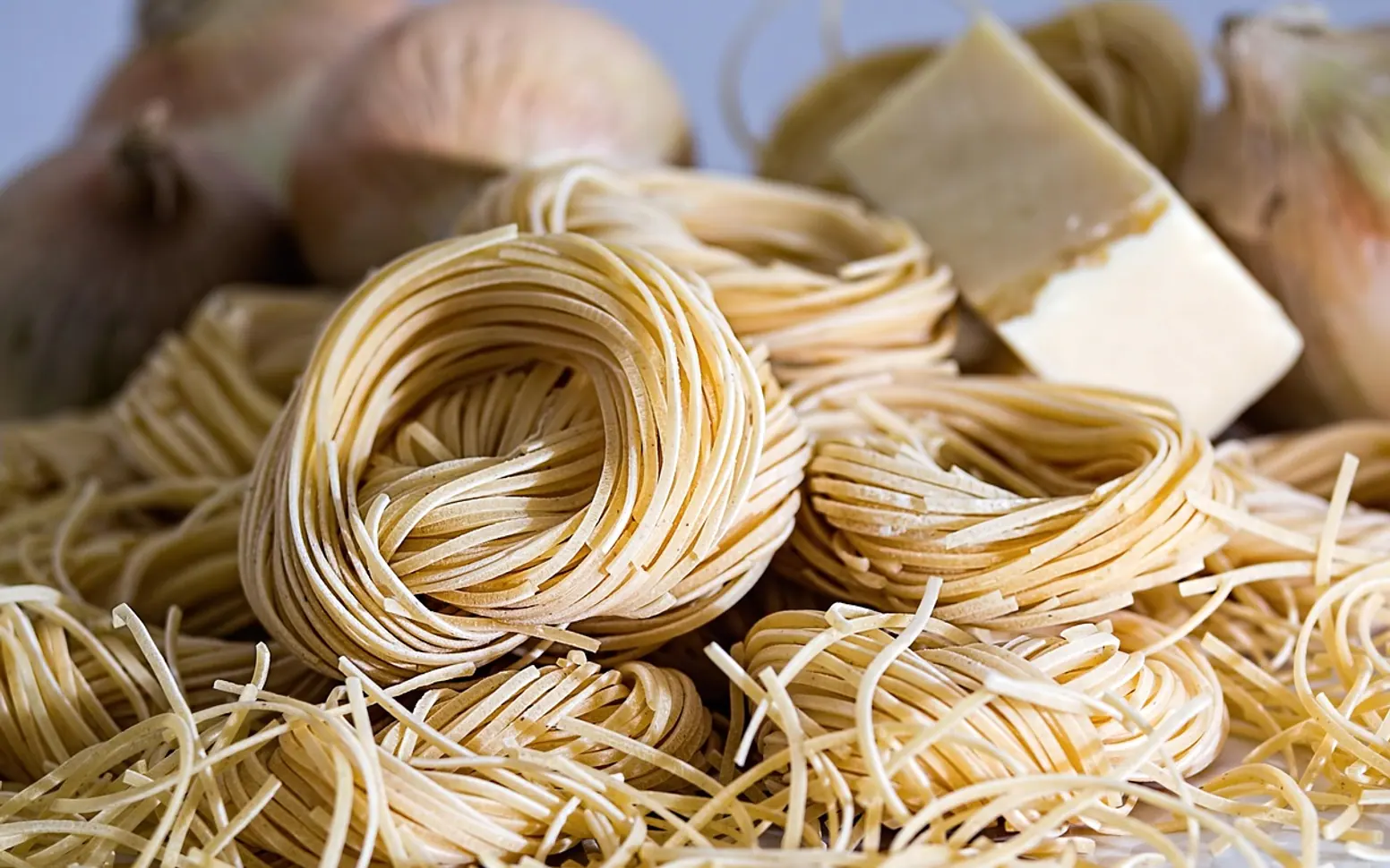 Pasta, spaghetti and noodles